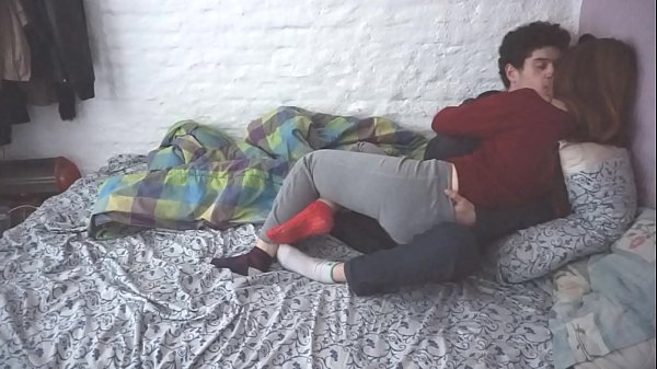 2 mulheres fazendo sexo