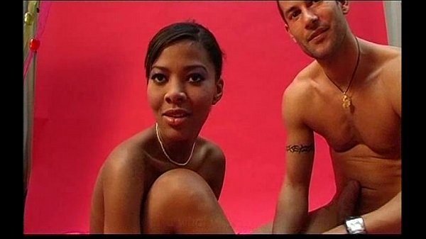 Cum4k negras