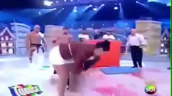 Instagram das assistentes de palco do ratinho